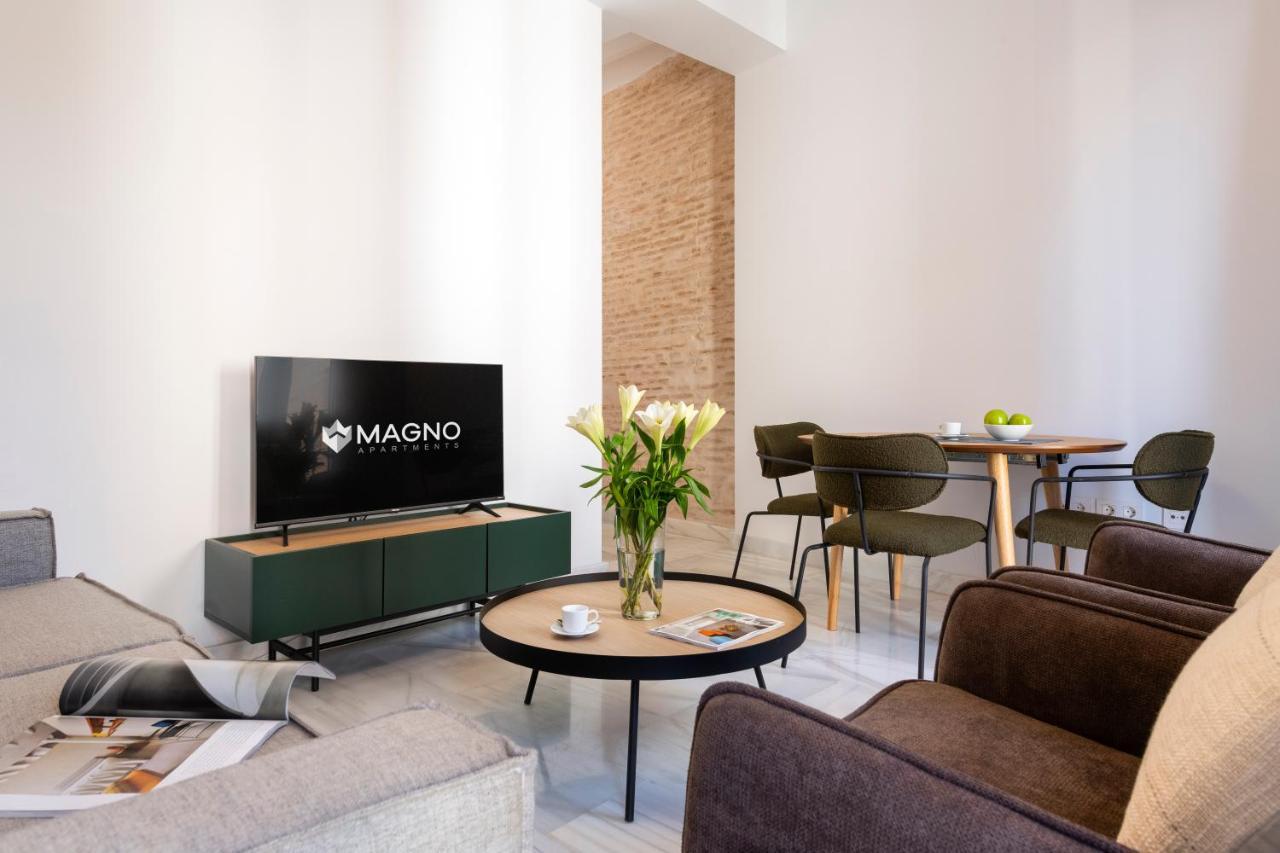 Magno Apartments San Gil - Shared Jacuzzi Sevilla Exteriör bild